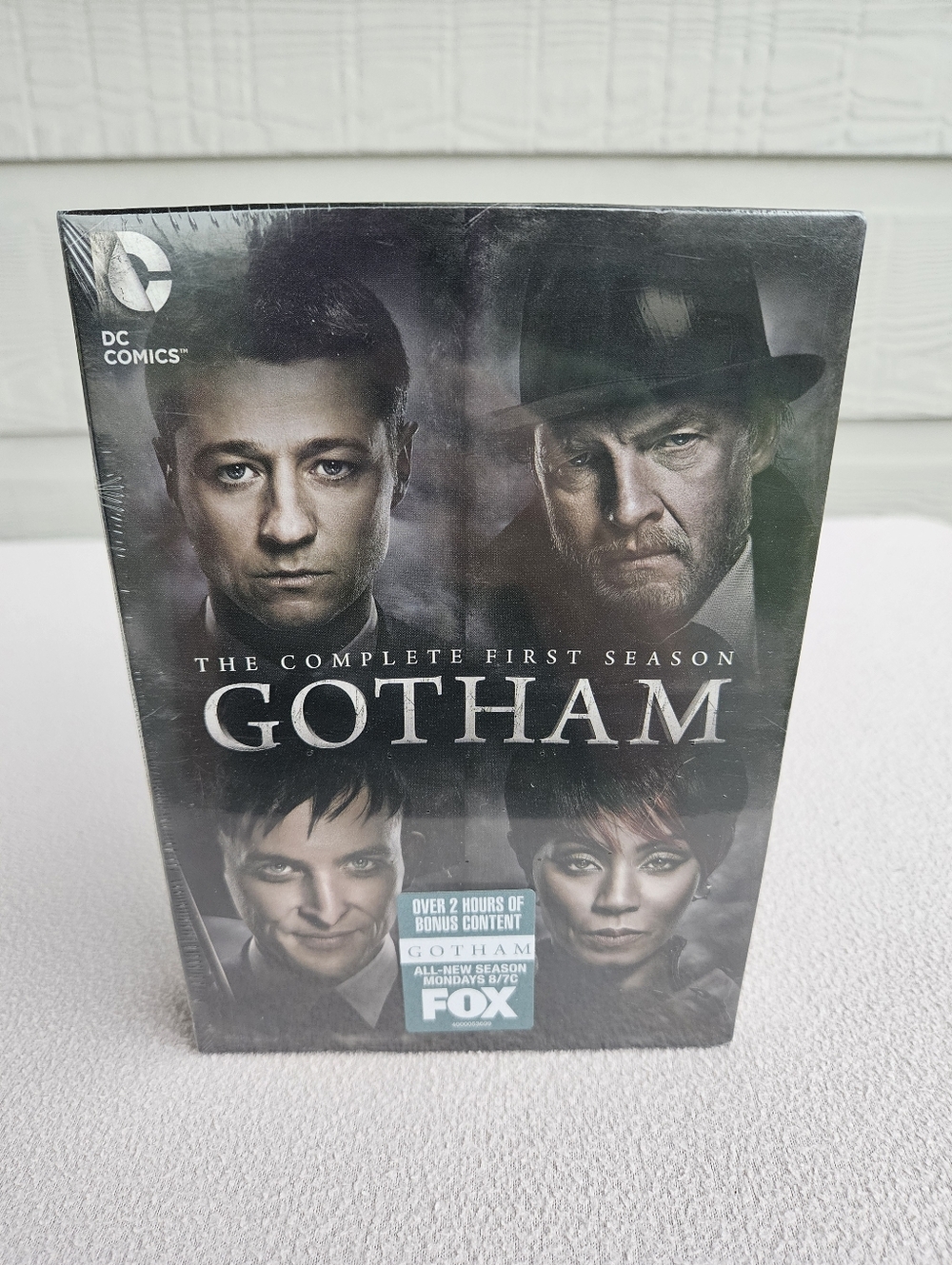 Gotham the Complete 1st First Season DVD 2014 DC Comics FOX